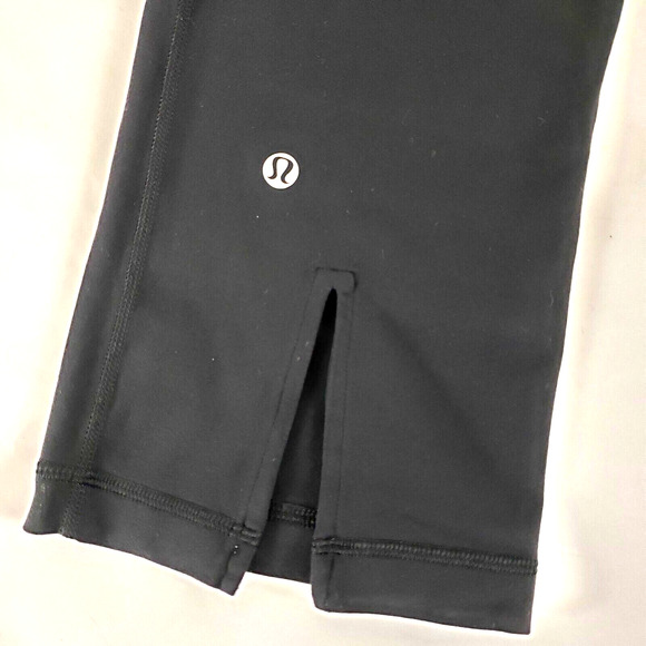 Lululemon Athletica Black Size 6? Reversible Women Crop Capri Active Pants - Picture 8 of 9